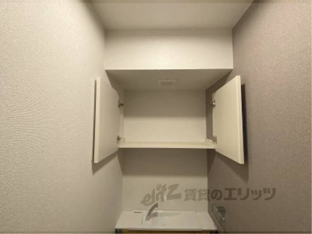 トイレ　収納