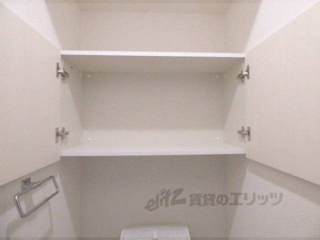 トイレ　収納