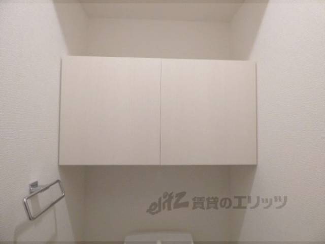 トイレ　収納