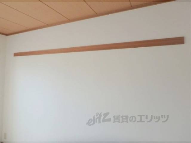 和室　ハンガー掛け
