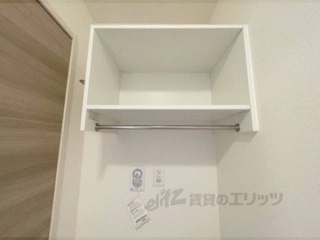 洗濯機置場　棚