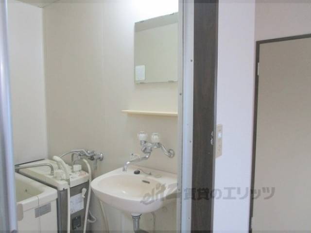 ユニットバス　鏡