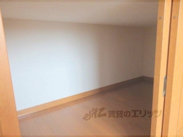 収納　ベッド下収納