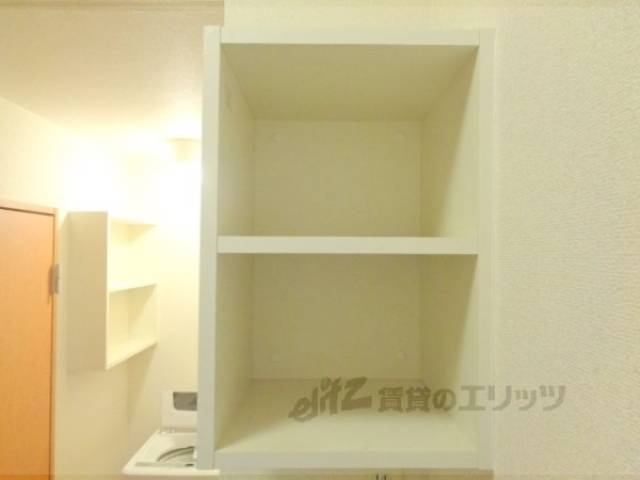 収納　電子レンジ上