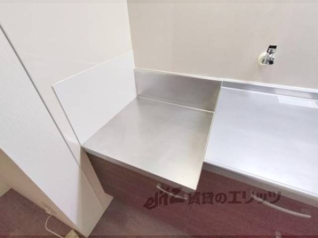 キッチン　コンロ置場