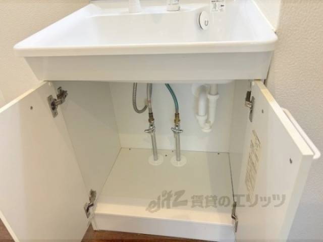 洗面所　収納