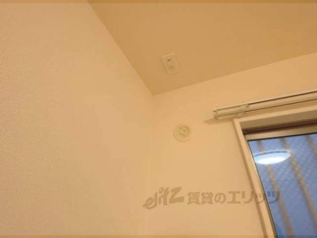 エアコン　設置場所