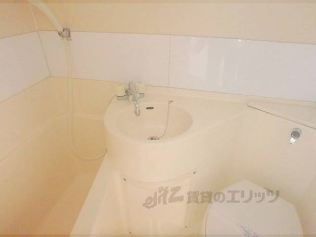 ユニットバス　洗面台