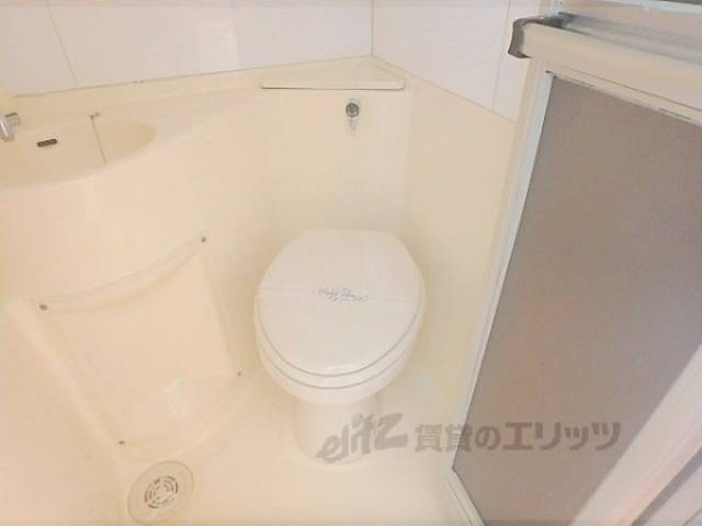 ユニットバス　トイレ