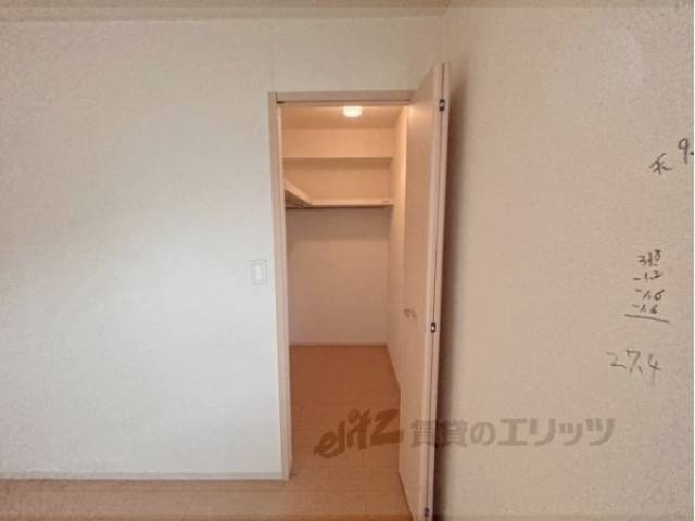 収納　ウォークイン