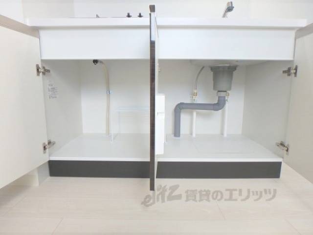 キッチン　下部収納