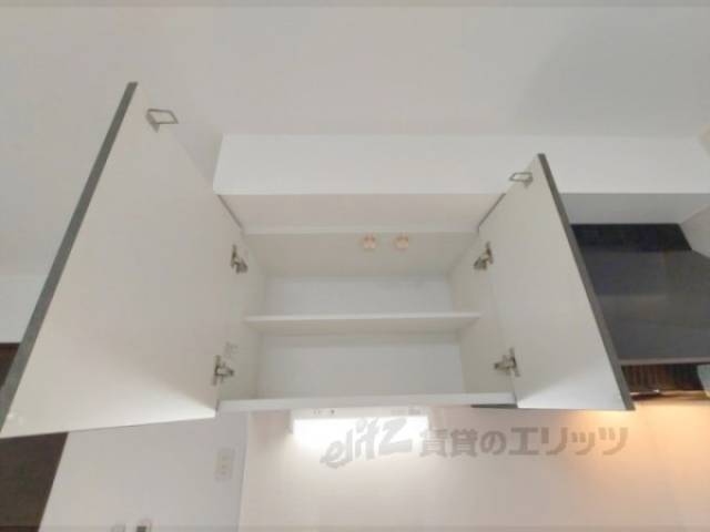 キッチン　収納