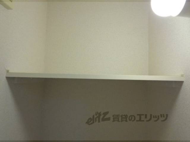 トイレ　収納