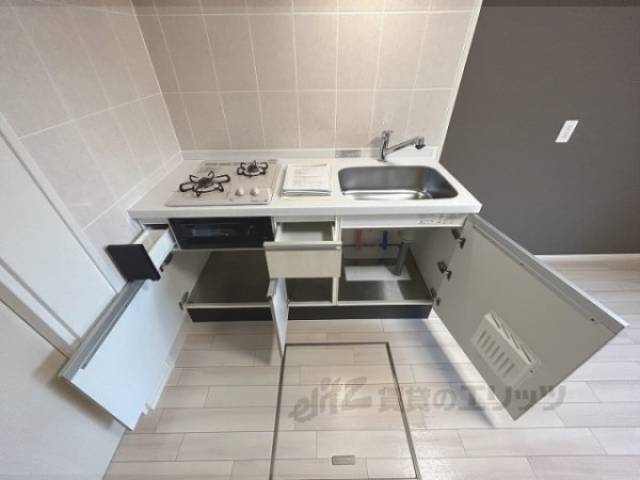 キッチン　収納