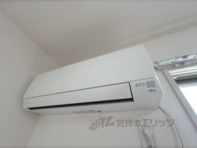 洋室　エアコン