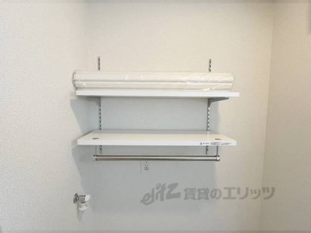 洗濯機置場　収納