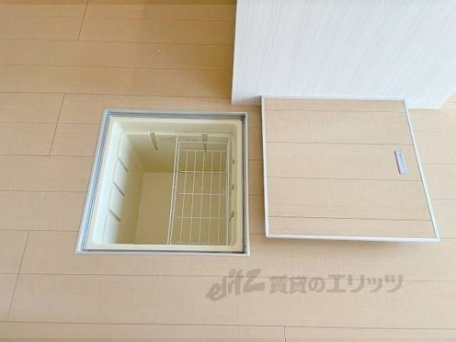 収納　床下収納