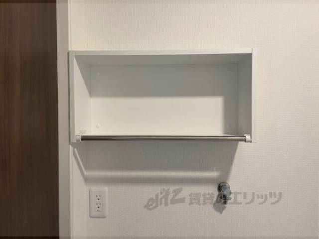 洗濯機置場　上部棚