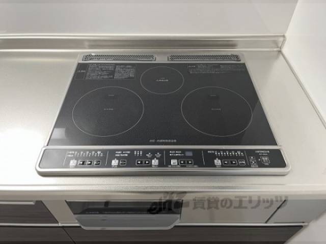 キッチン　コンロ