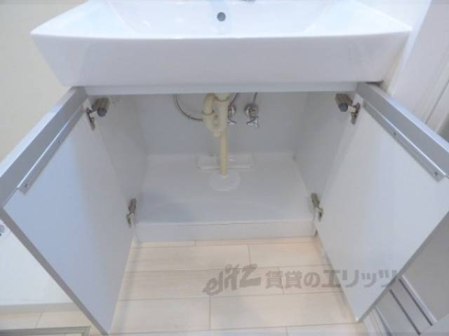 洗面所　収納