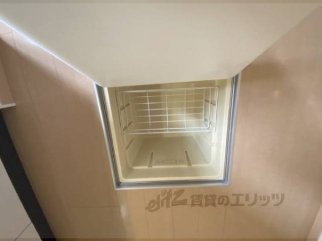 キッチン　床下収納