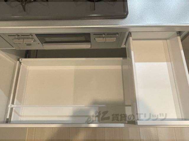 キッチン　下部収納