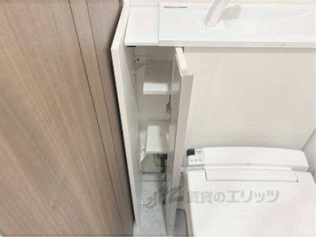 トイレ　収納