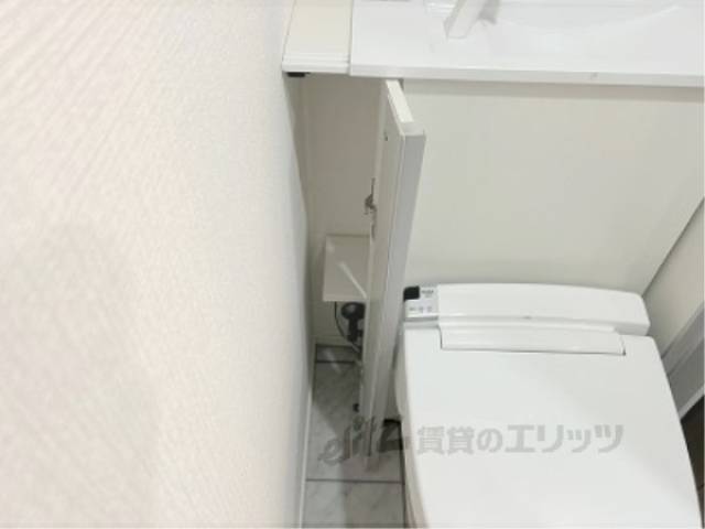 トイレ　収納