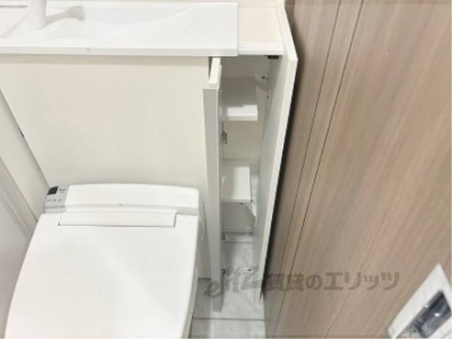 トイレ　収納
