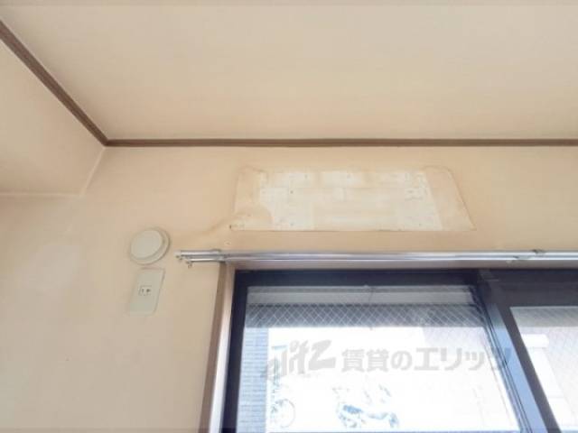 エアコン　設置場所