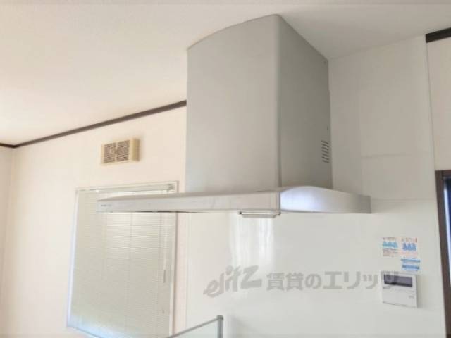 キッチン　換気扇