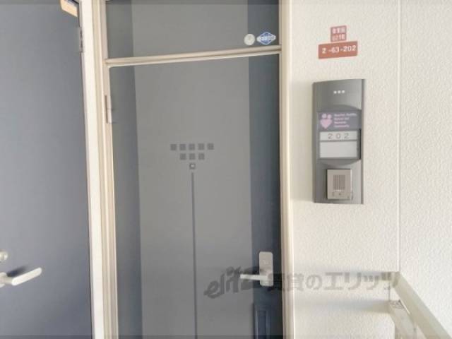玄関　インターホン