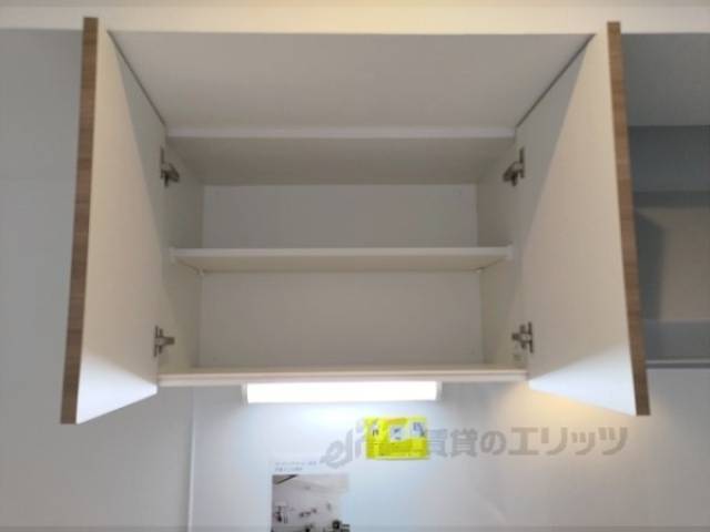 キッチン　収納上部