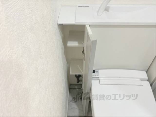 トイレ　収納