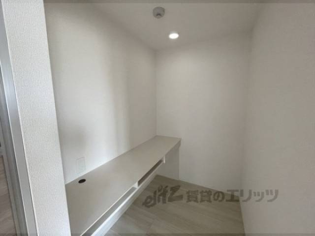 洋室　作業スペース