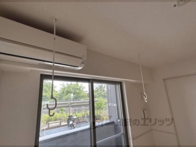 室内干し竿掛け