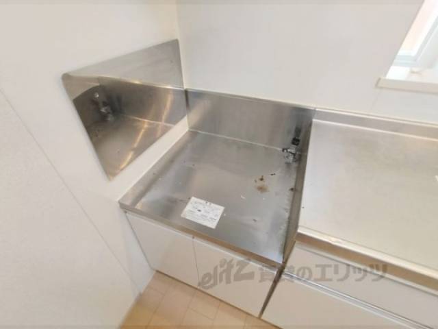 キッチン　コンロ置場