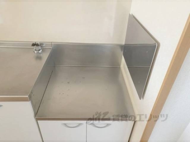 キッチン　コンロ置き場