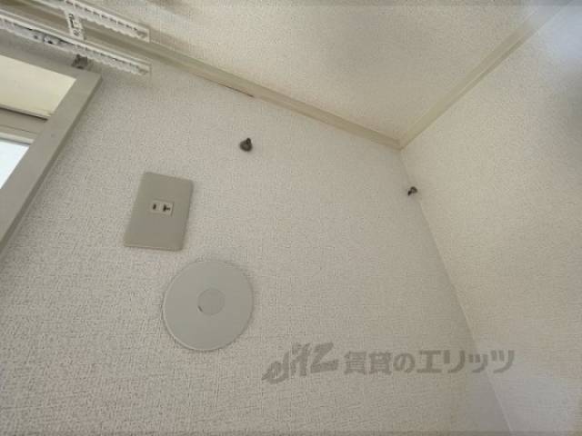 エアコン　設置場所