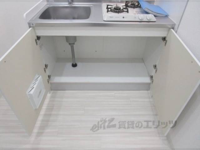 キッチン　下部収納