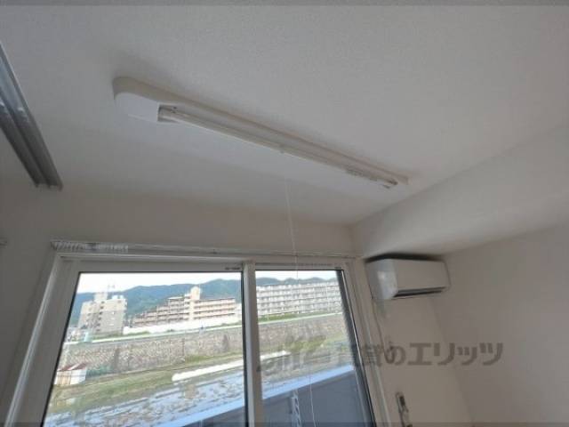 ハンガーラック