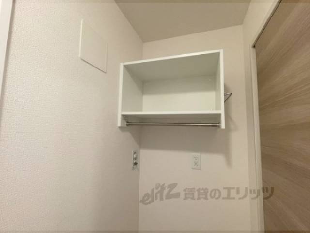 洗濯機置場　棚