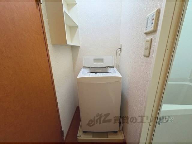洗濯機置場　付属洗濯機