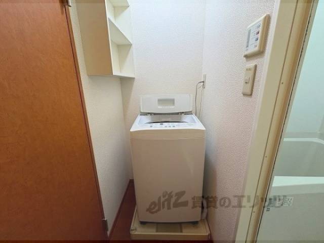 洗濯機置場　付属洗濯機