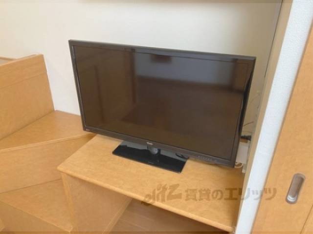 付属テレビ