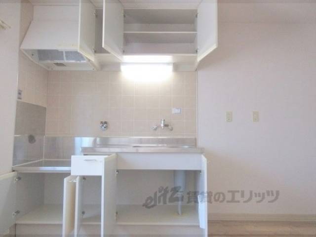 キッチン　収納