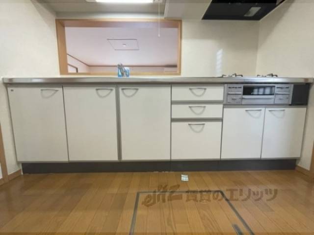 キッチン　下部収納