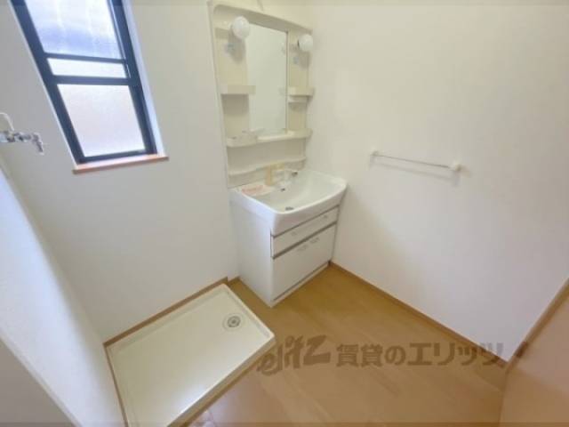 洗面所　洗面化粧台