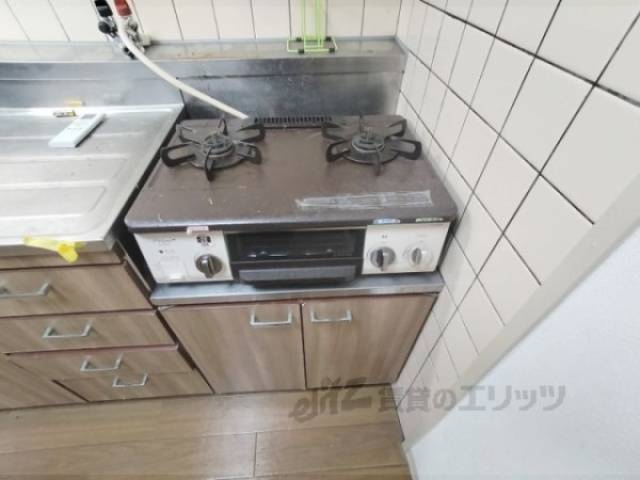 キッチン　コンロ