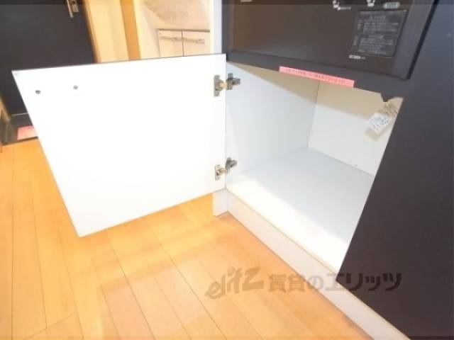 キッチン　下部棚